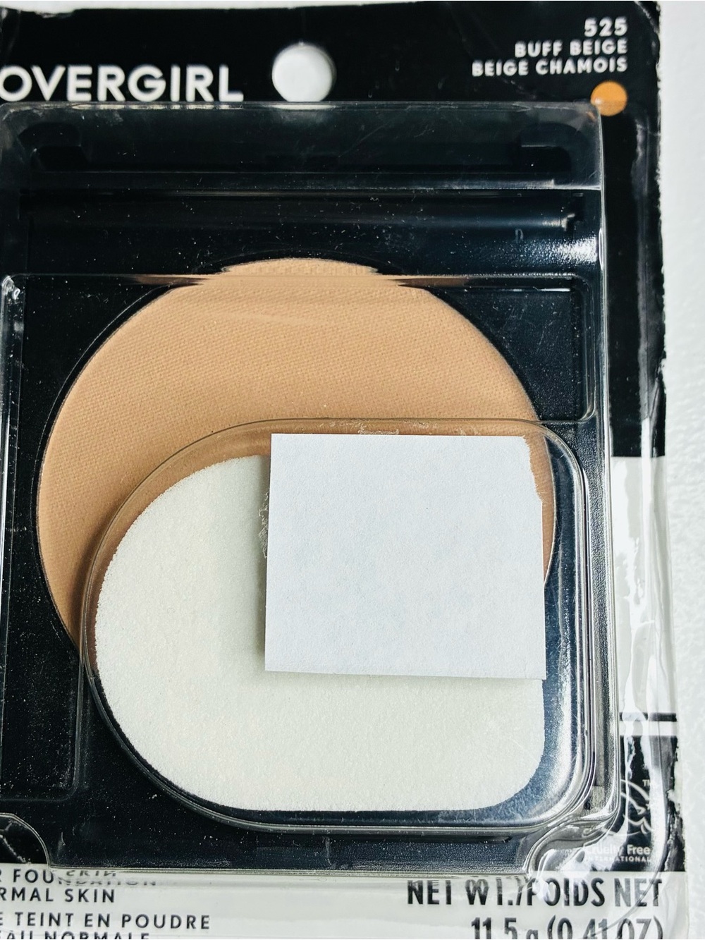 COVERGIRL Buff Beige Pressed Powder – Natural Finish 525